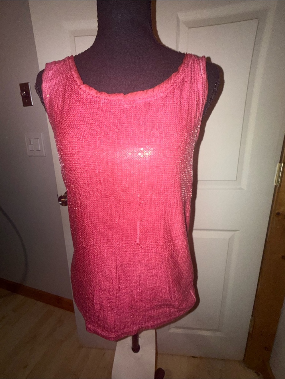 Made In Italy Sleeveless Sequin Knit Tank Top